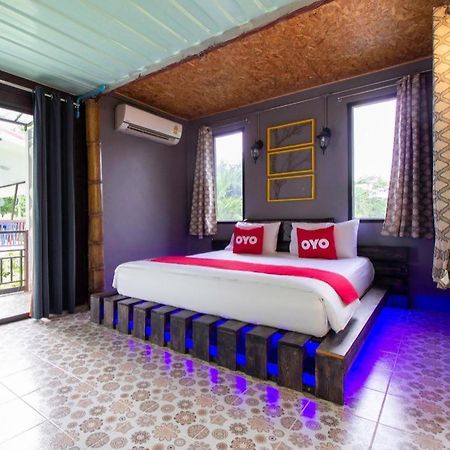 Hotel Oyo 999 Baan Pak Rom Ruen HHQ Exterior foto