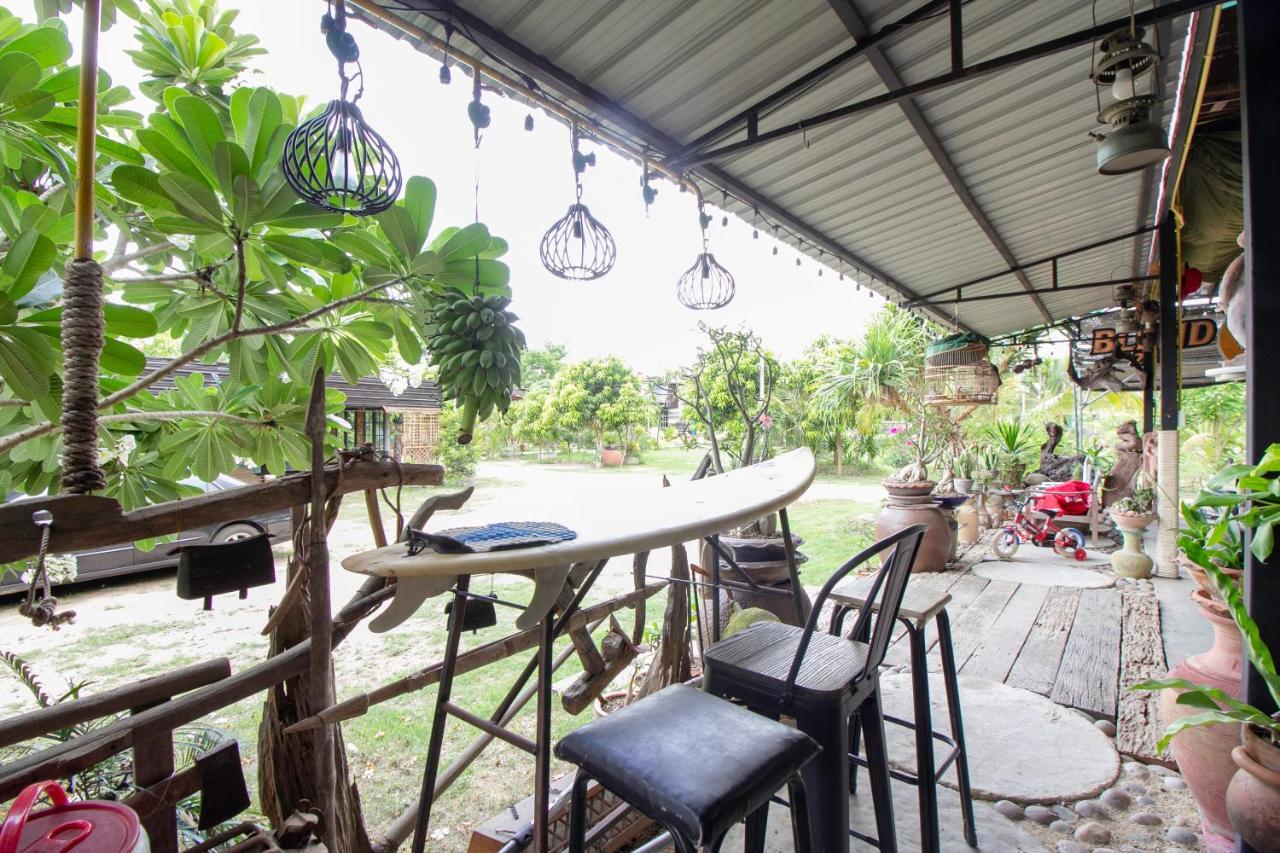 Hotel Oyo 999 Baan Pak Rom Ruen HHQ Exterior foto