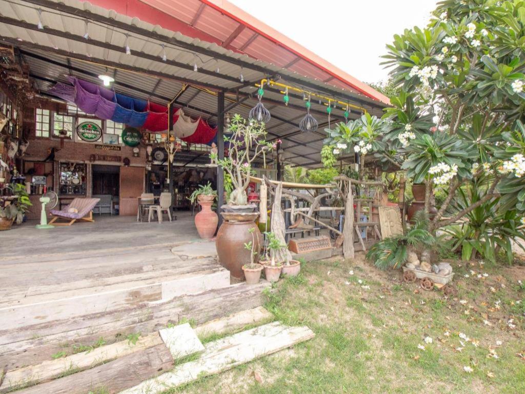 Hotel Oyo 999 Baan Pak Rom Ruen HHQ Exterior foto