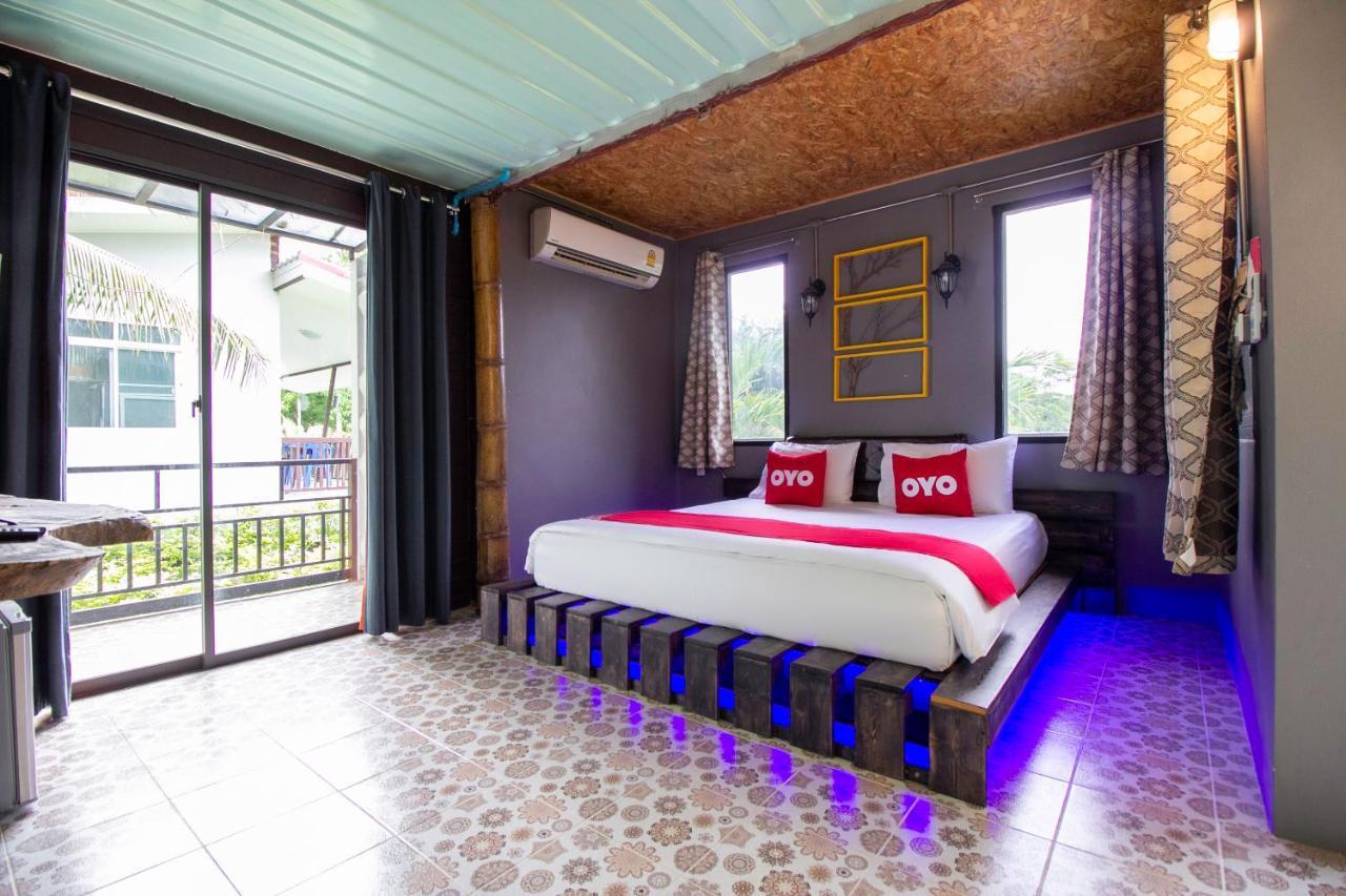 Hotel Oyo 999 Baan Pak Rom Ruen HHQ Exterior foto